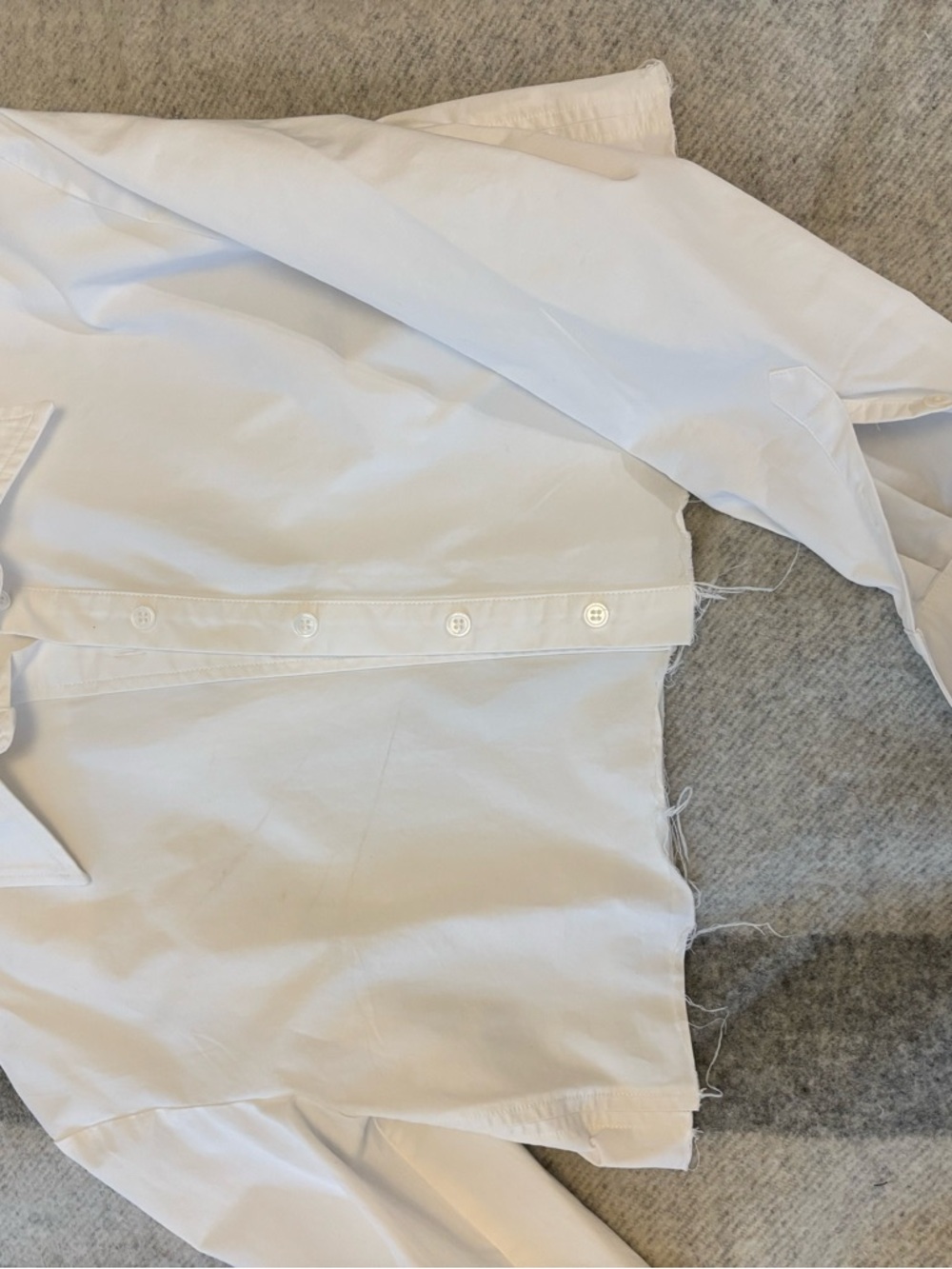 Women’s White Cropped Button-Up Shirt - Clean Collar Crop
